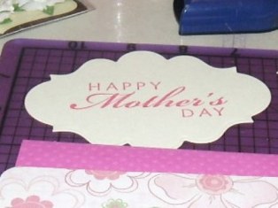 Make a Mothers Day card today!